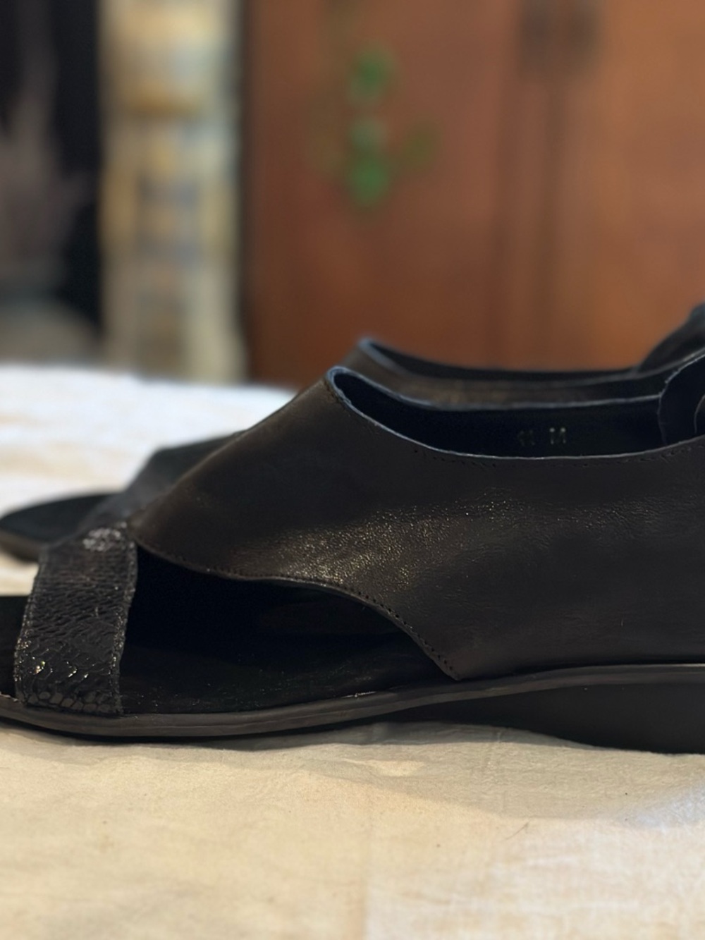 Sesto Meucci Black Open-Toe Leather Sandal with Snakeskin Accent - Picture 5 of 10